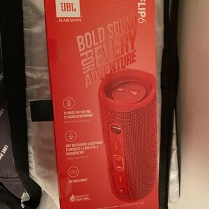 Brand new- JBL Flip 6 Bluetooth Speaker - Bold Red